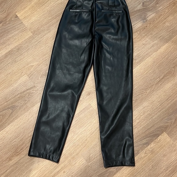 Dynamite high waisted Vegan Leather - Picture 3 of 3